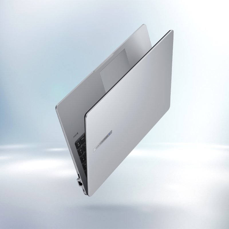 Ноутбук ASUS P1503CVA-S72760 15.6"(1920x1080 (матовый) WVA)/Intel Core 3 100U(2.4Ghz)/16384Mb/512PCI