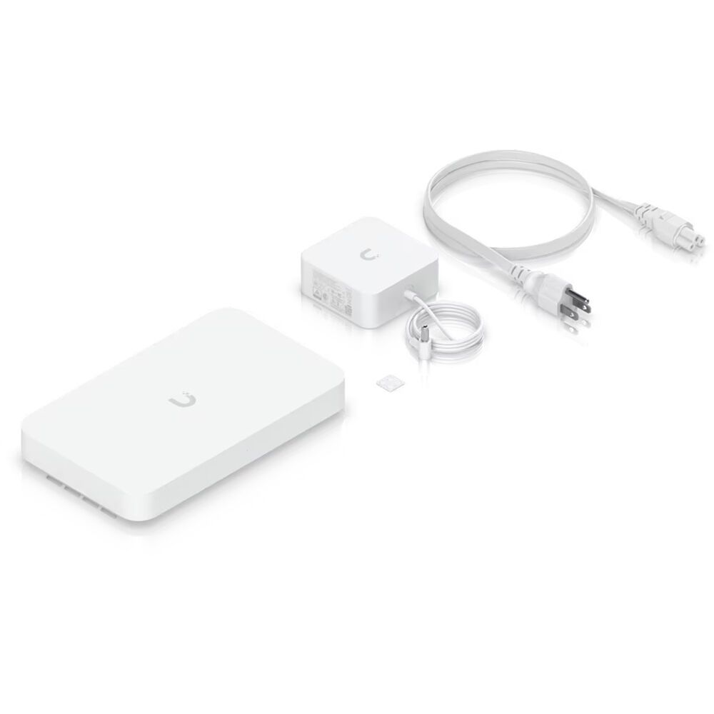 Ubiquiti UniFi Gateway Fiber Маршрутизатор 4 ядра (2,2 ГГц), 4х 2.5G RJ45, 1х 10G RJ45, 2х 10G SFP+