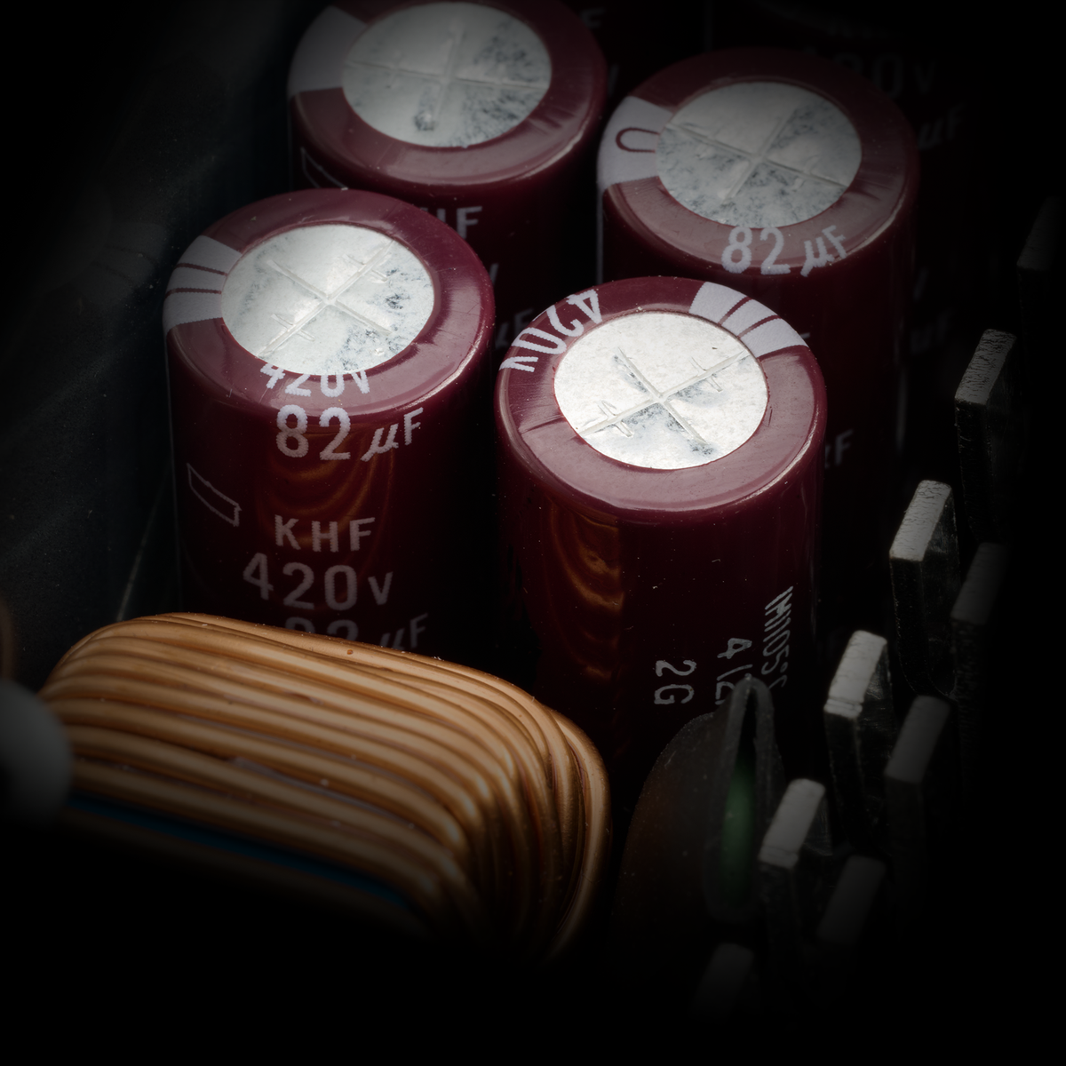 Блок питания ПК XPG PYMCORE750G-BKCEU