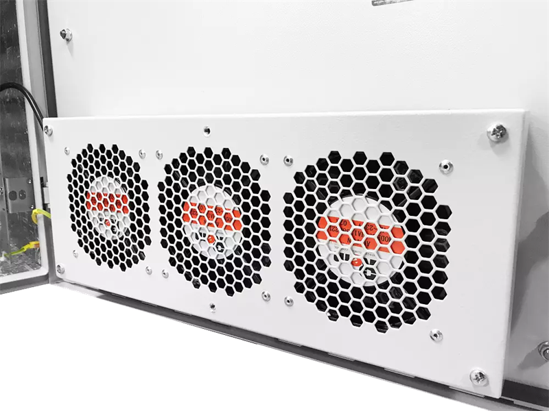 шкаф ЦМО Шкаф уличный всепогодный настенный укомплектованный 12U (Ш600 х Г300), комплектация T1-IP54