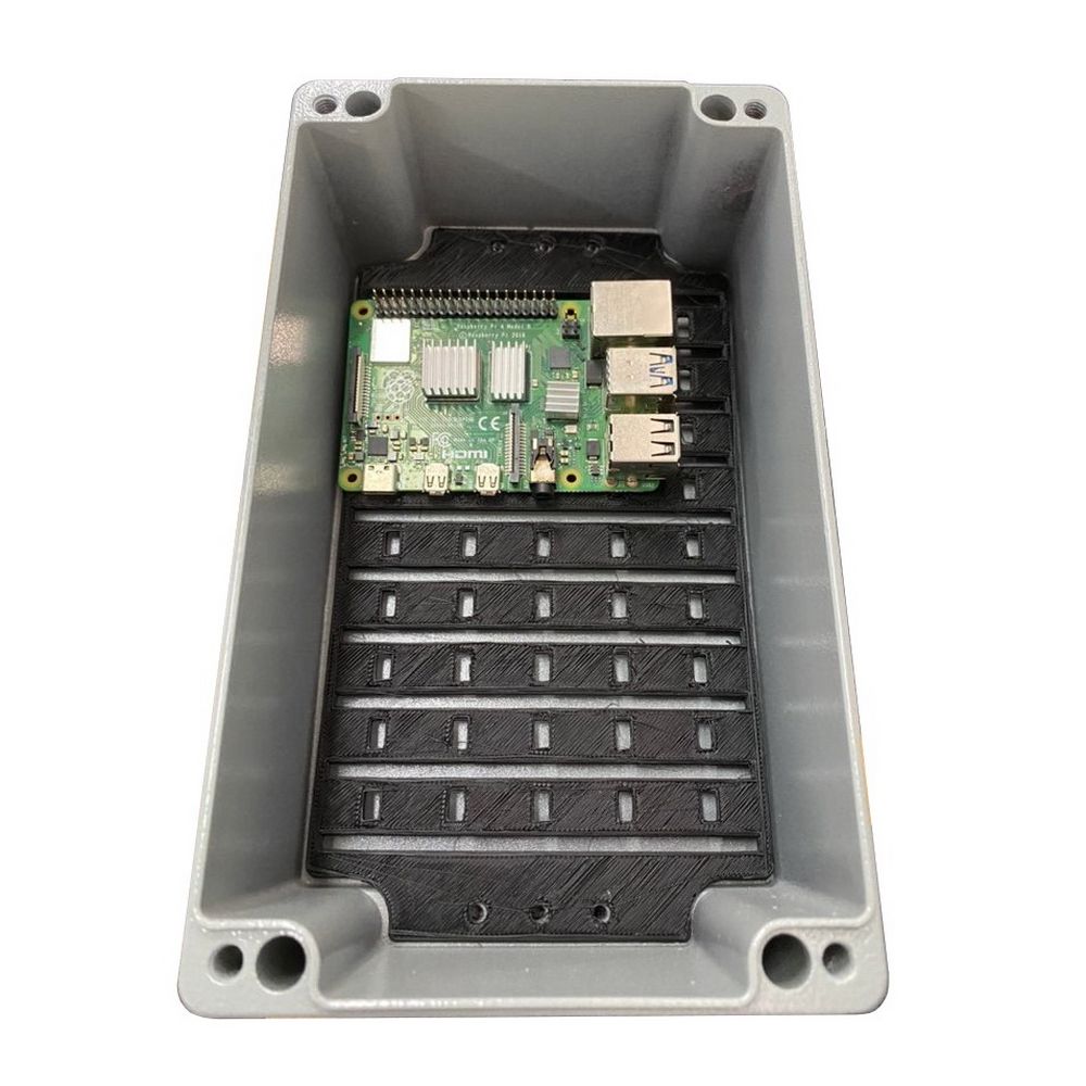 Корпус ACD XG387  Metal case IP65, 200*120*80mm, металлический, 3 отверстия (28 + 28 + 23мм) с резин