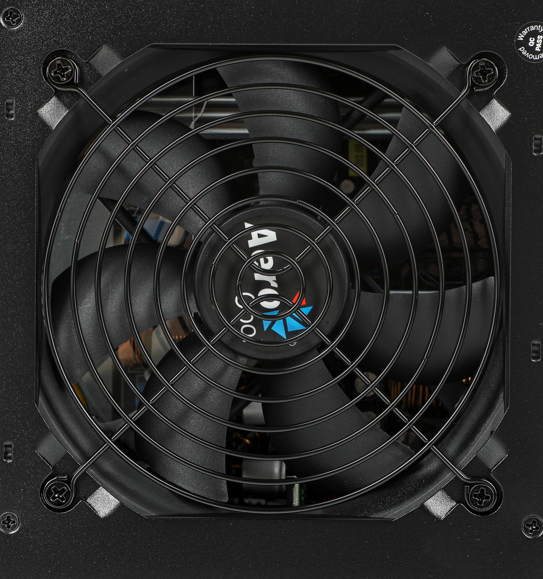 Блок питания Formula V Line KCAS PLUS 700W, 700W, APFC, 80+ Bronze, ATX12V v2.4, 12cm Fan (ex Aeroco