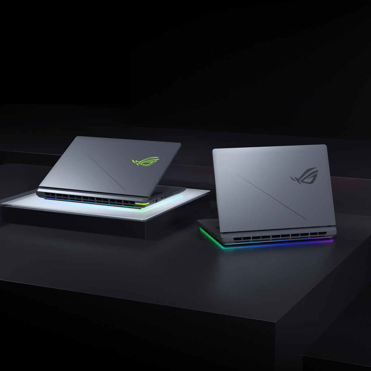 Ноутбук ASUS ROG Strix G18 G815JPR-S9042