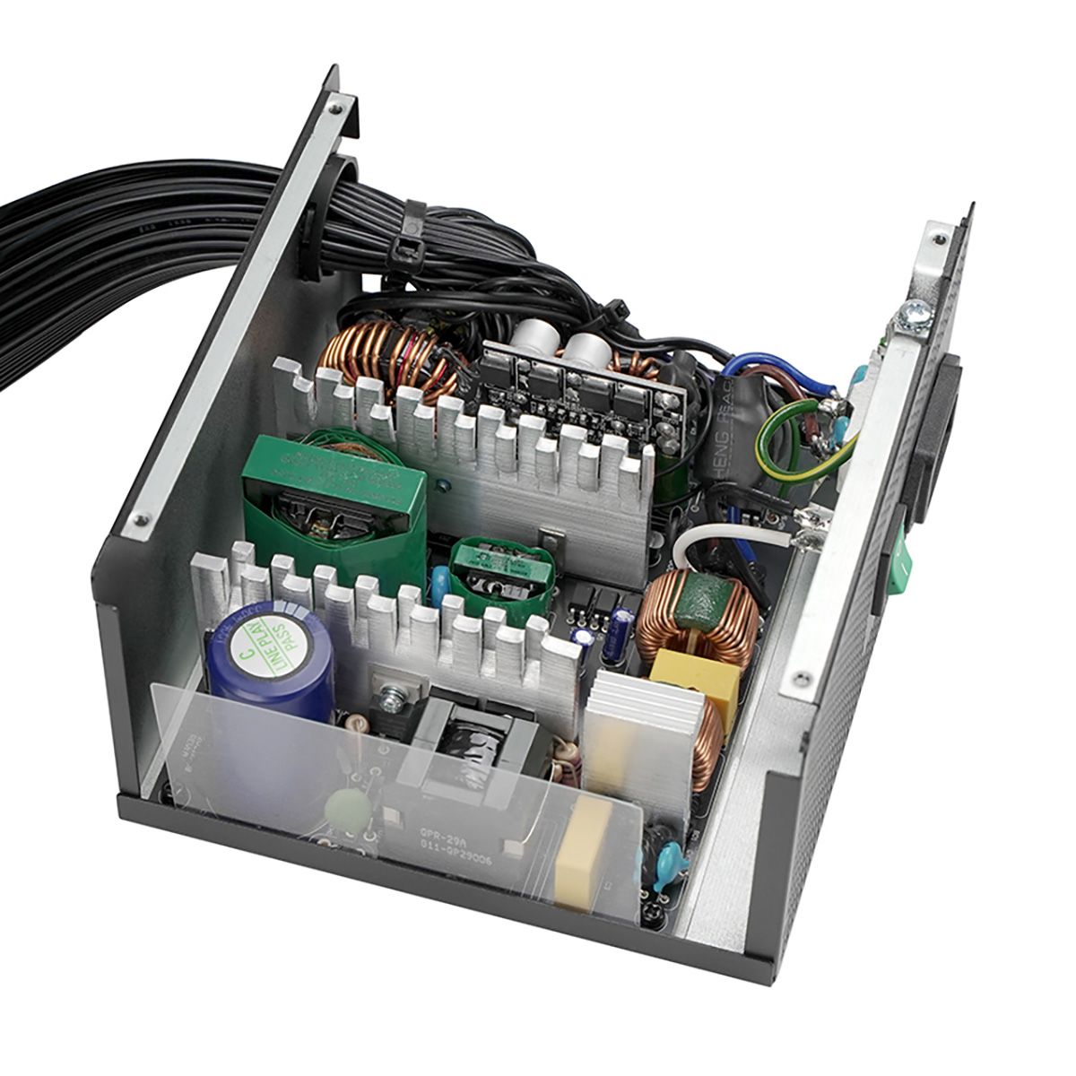 Блок питания Deepcool GAMERSTORM PK550D (ATX 2.4, 550W, PWM 120mm fan, Active PFC+DC to DC, 80+ BRON