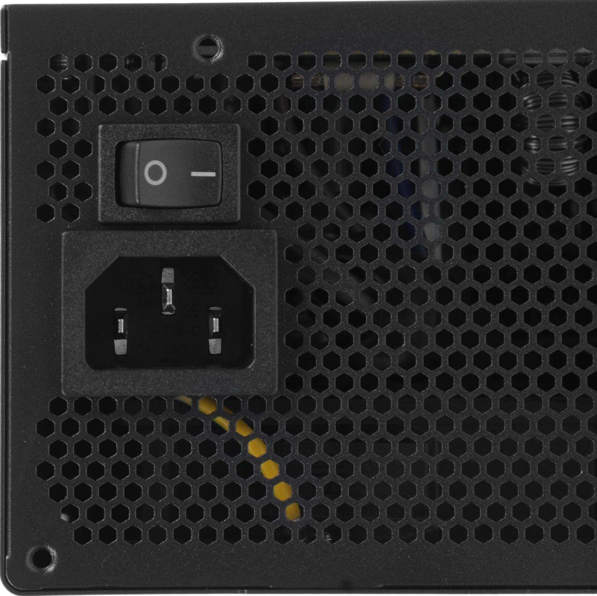 Блок питания PcCooler ATX 550W P3-F550-W1H 80 PLUS WHITE (20+4pin) APFC 120mm fan 6xSATA RTL