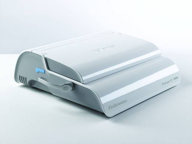 Fellowes® Переплетчик PULSAR-E на пластиковую пружину, сшивает до 300 лст., перфорирует 15 лст.
