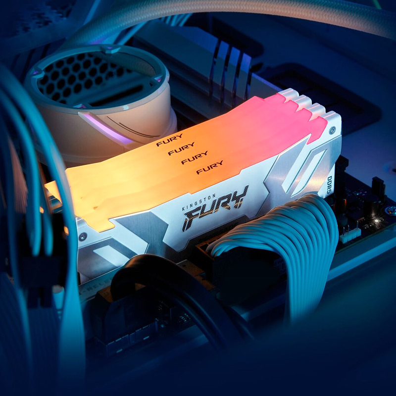 Оперативная память Kingston 32GB 7200MT/s DDR5 CL38 DIMM (Kit of 2) FURY Renegade RGB White XMP