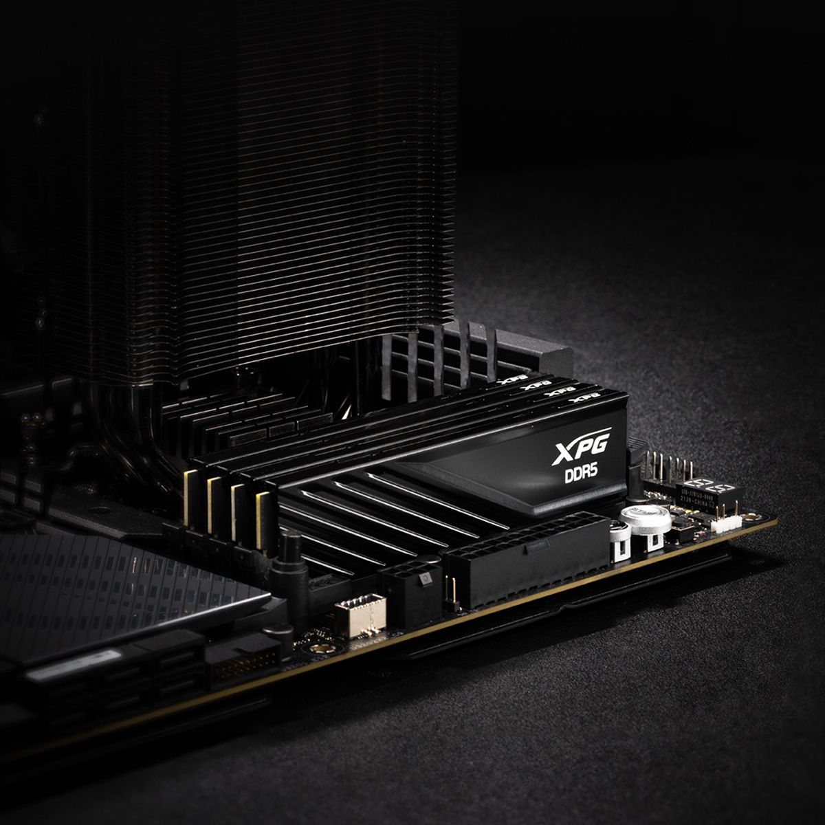 Память DDR5 2x16GB 6400MHz A-Data AX5U6400C3216G-DTLABBK XPG Lancer Blade RTL Gaming PC5-51200 CL32 