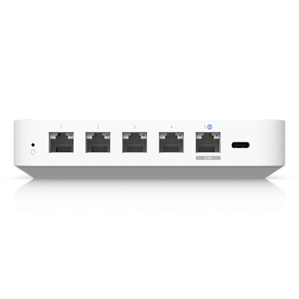 Маршрутизатор Ubiquiti Cloud Gateway Ultra  4 ядра (1,5 ГГц), 4х 1G RJ45, 1х 2.5G RJ45