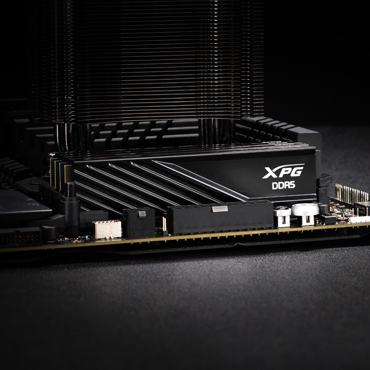 Память DDR5 2x16GB 6400MHz A-Data AX5U6400C3216G-DTLABBK XPG Lancer Blade RTL Gaming PC5-51200 CL32 