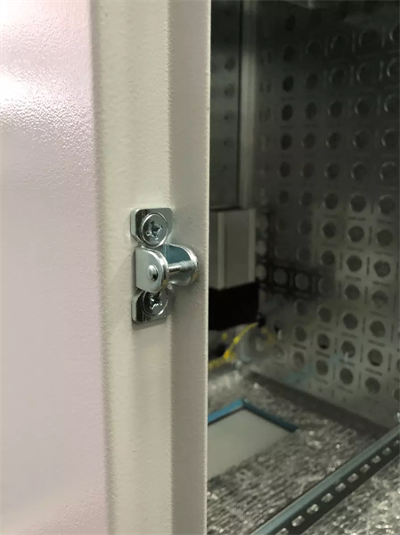 шкаф ЦМО Шкаф всепогодный настенный 18U (Ш600хГ500), комплектация Т1 с контроллером MC1 и датчиками