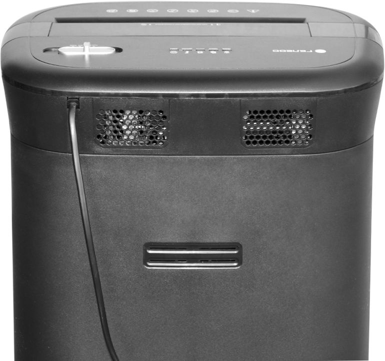 Шредер Heleos УМ28-4 черный/серебристый (секр.P-4) фрагменты 17лист. 28лтр. скрепки скобы пл.карты C