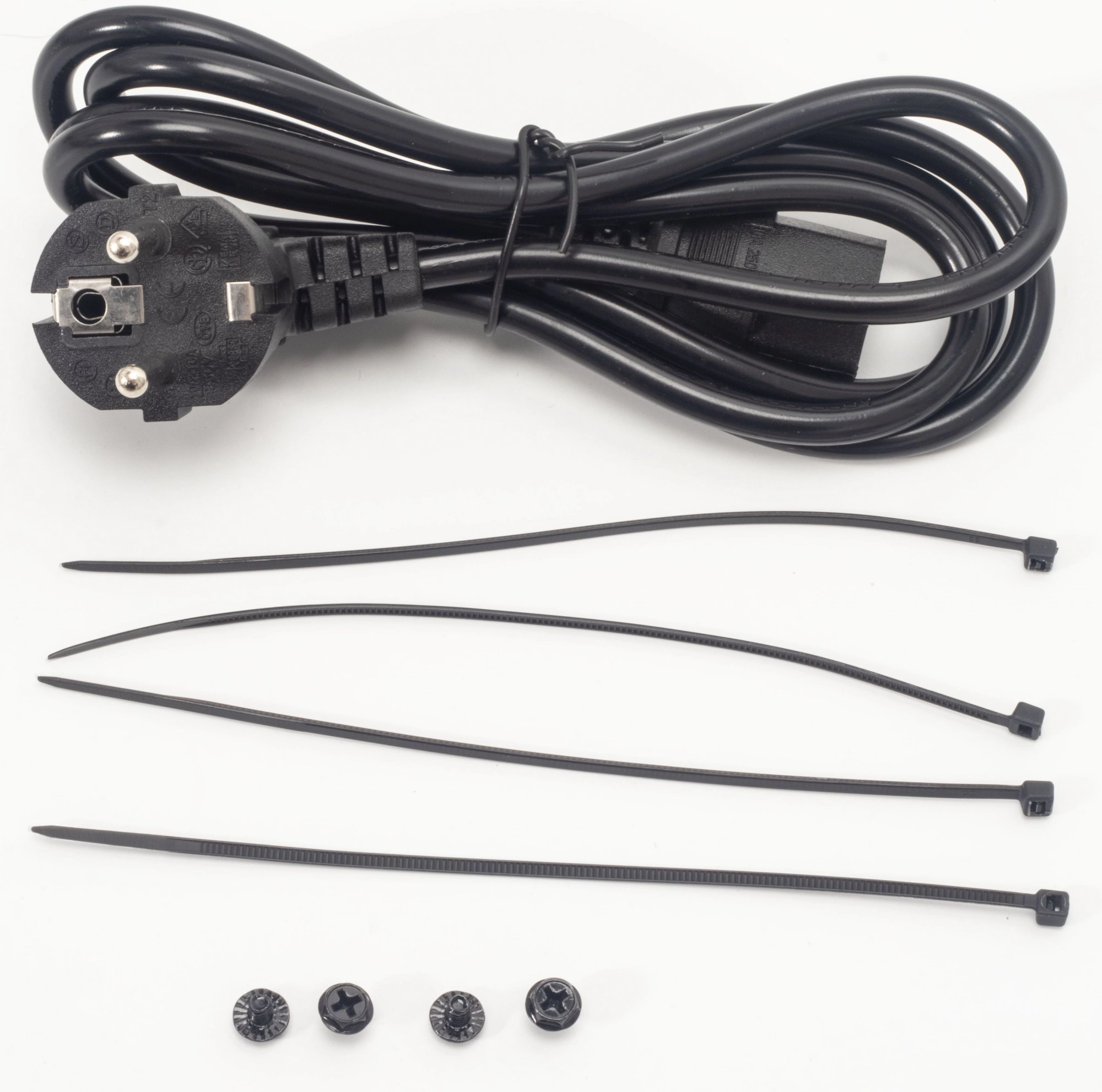 Блок питания Accord ATX 550W ACC-W550P 80+ white (20+4pin) 120mm fan 6xSATA RTL